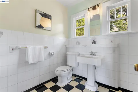 $1,299,000 | Berkeley Hills, Berkeley, CA 94707