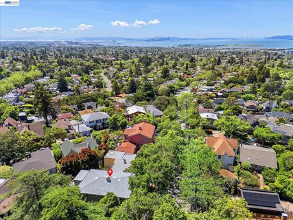 $1,299,000 | Berkeley Hills, Berkeley, CA 94707