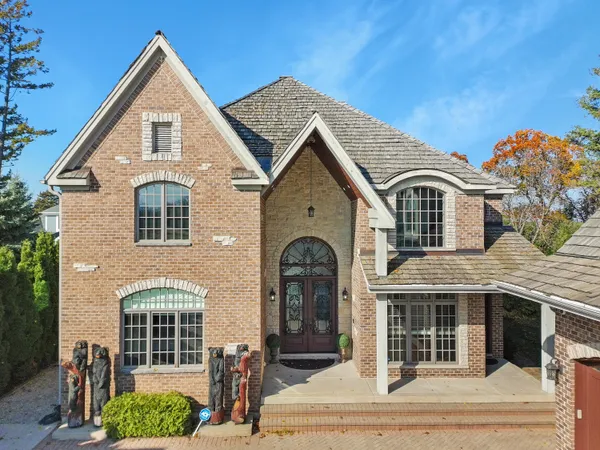 $2,850,000 | 2611 East Lake Shore Drive, Twin Lakes, WI 53181