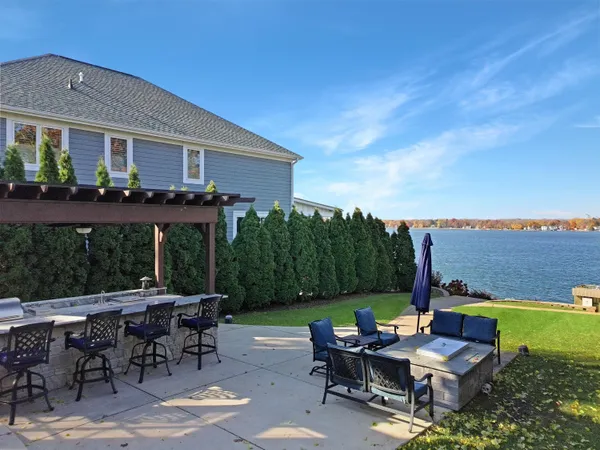 $2,850,000 | 2611 East Lake Shore Drive, Twin Lakes, WI 53181