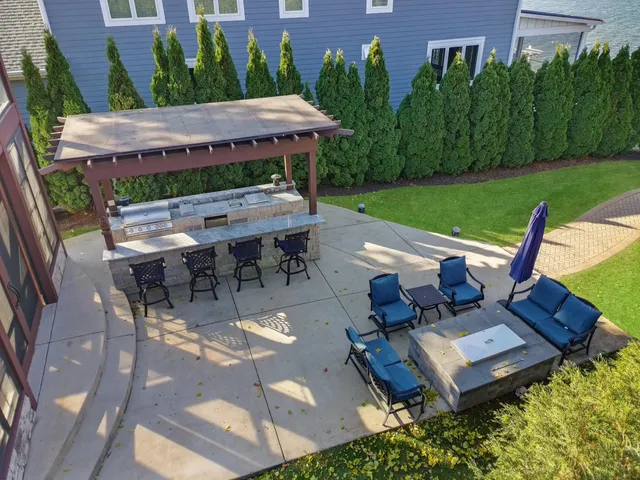 $2,850,000 | 2611 East Lake Shore Drive, Twin Lakes, WI 53181