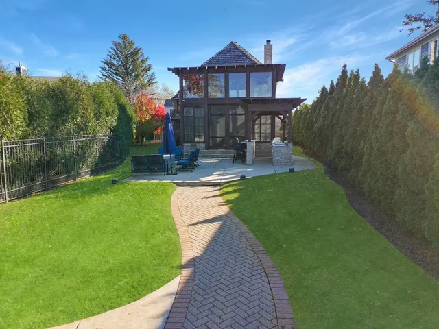 $2,850,000 | 2611 East Lake Shore Drive, Twin Lakes, WI 53181