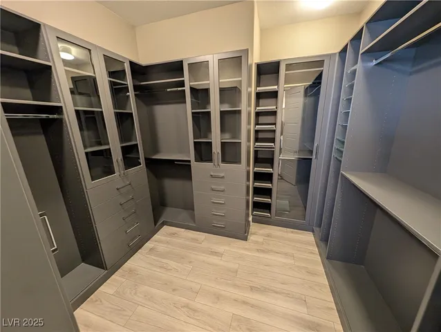 $2,900 | 4535 Herbert River Avenue, Las Vegas, NV 89141