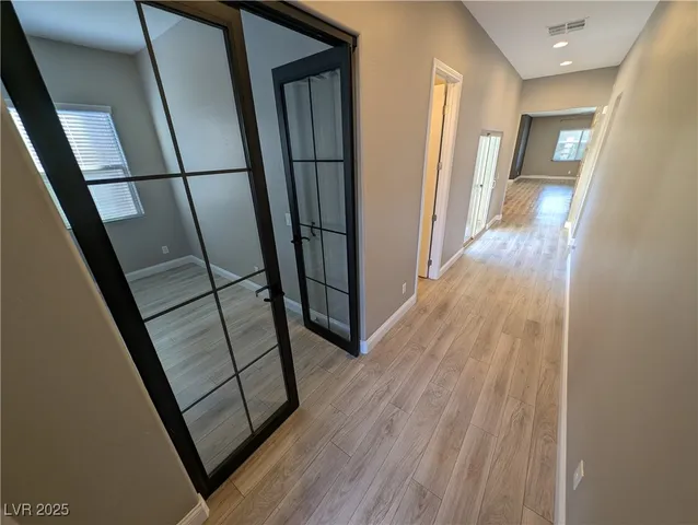 $2,900 | 4535 Herbert River Avenue, Las Vegas, NV 89141