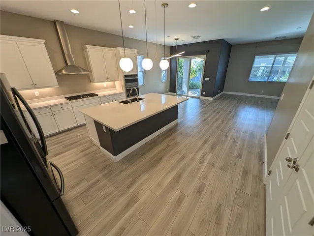 $2,900 | 4535 Herbert River Avenue, Las Vegas, NV 89141