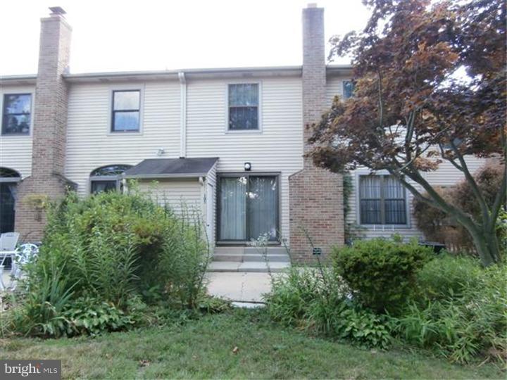 105 Farnwood Road Mount Laurel, NJ 08054 - Photo 2 of 14 Gallery Image 2