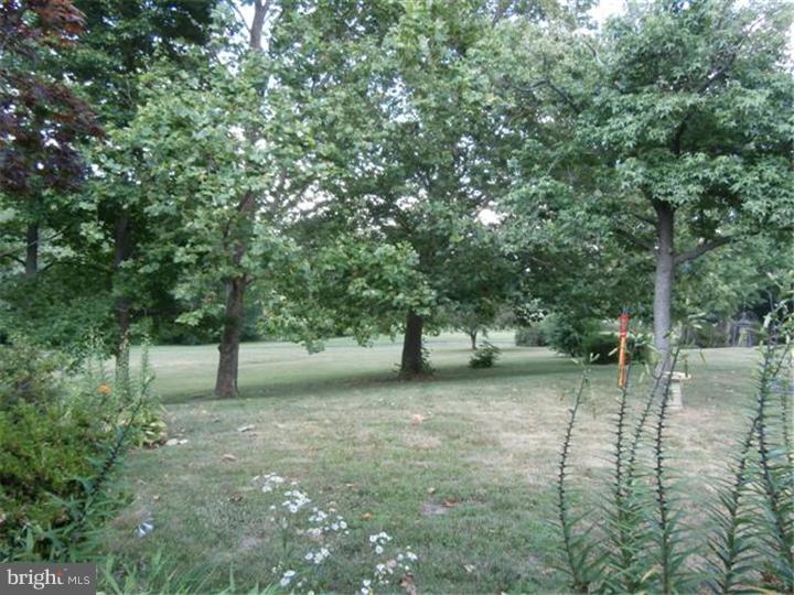 105 Farnwood Road Mount Laurel, NJ 08054 - Photo 4 of 14 Gallery Image 4