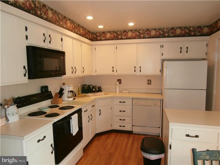 105 Farnwood Road Mount Laurel, NJ 08054 - Photo 9 of 14 Gallery Image 9