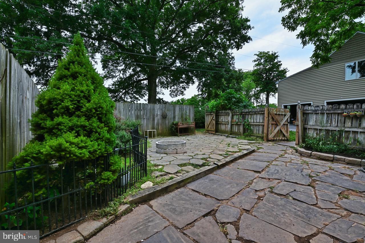 225 Manada Bottom Road Grantville, PA 17028 - Photo 15 of 24 back patio