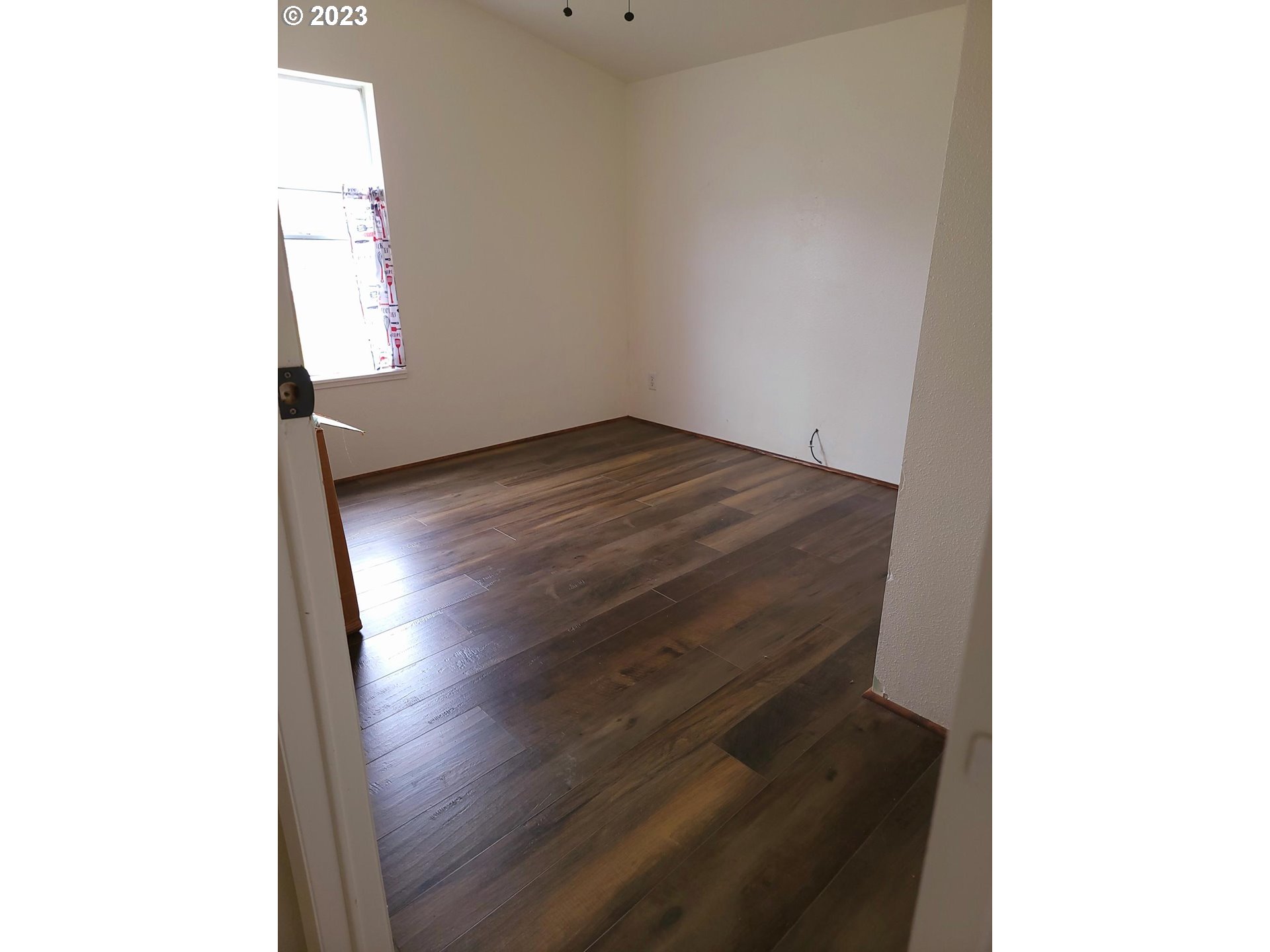 5194 Southwest Grange Road Roseburg, OR 97471 - Photo 13 of 22 Gallery Image 13