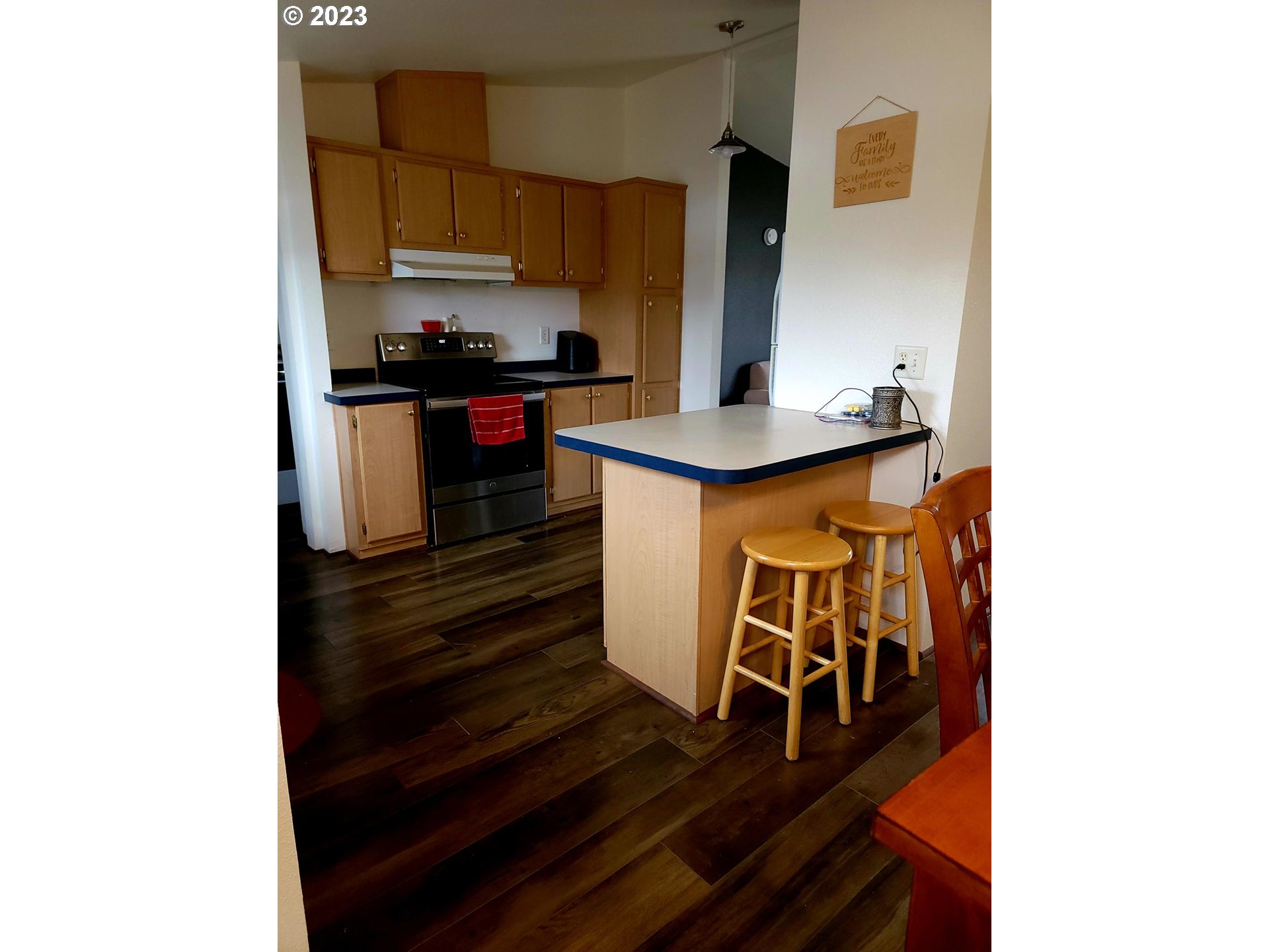 5194 Southwest Grange Road Roseburg, OR 97471 - Photo 17 of 22 Gallery Image 17