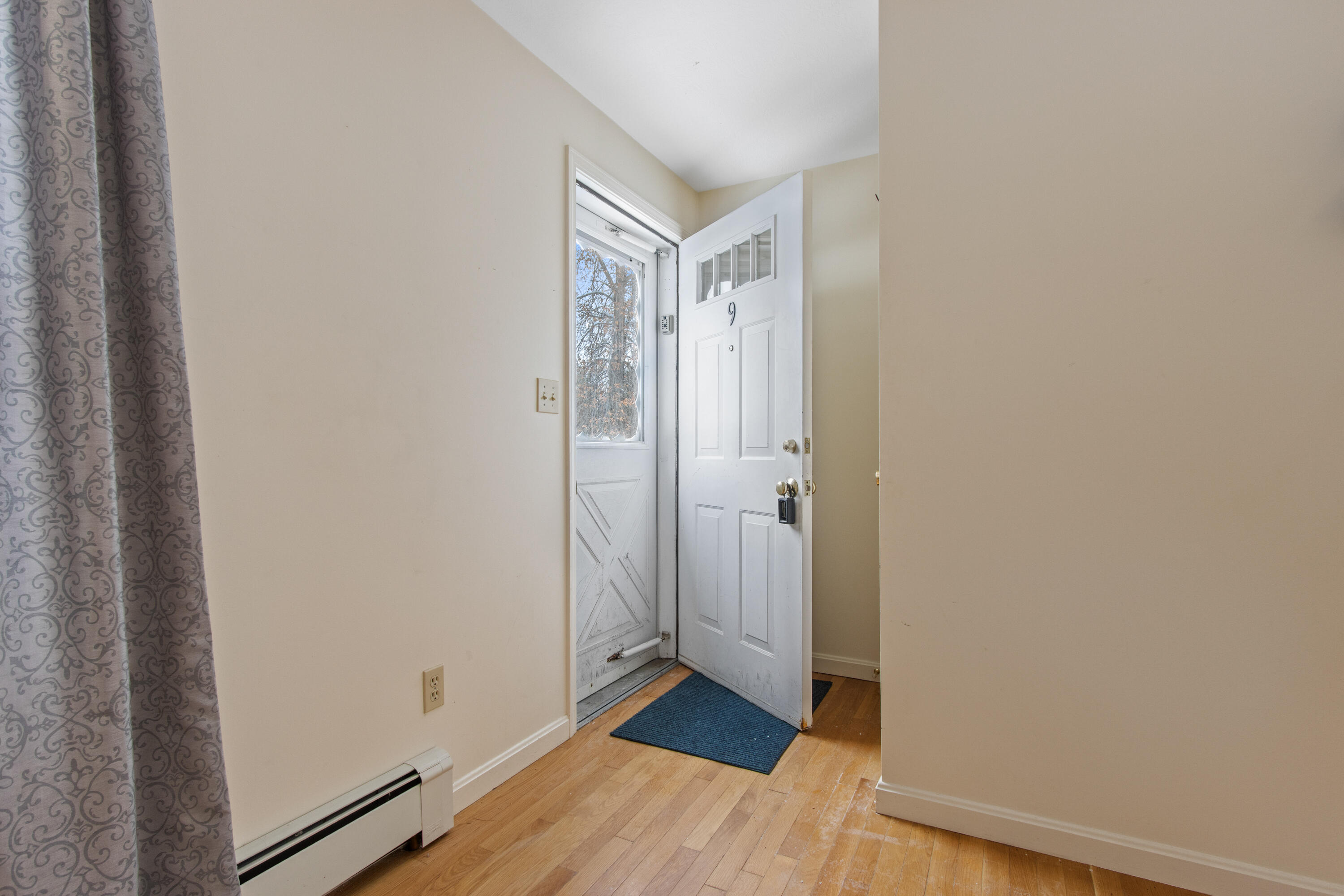 48 Garfield Street, Unit 9 Saco, ME 04072 - Photo 3 of 32 20251204BH-71007