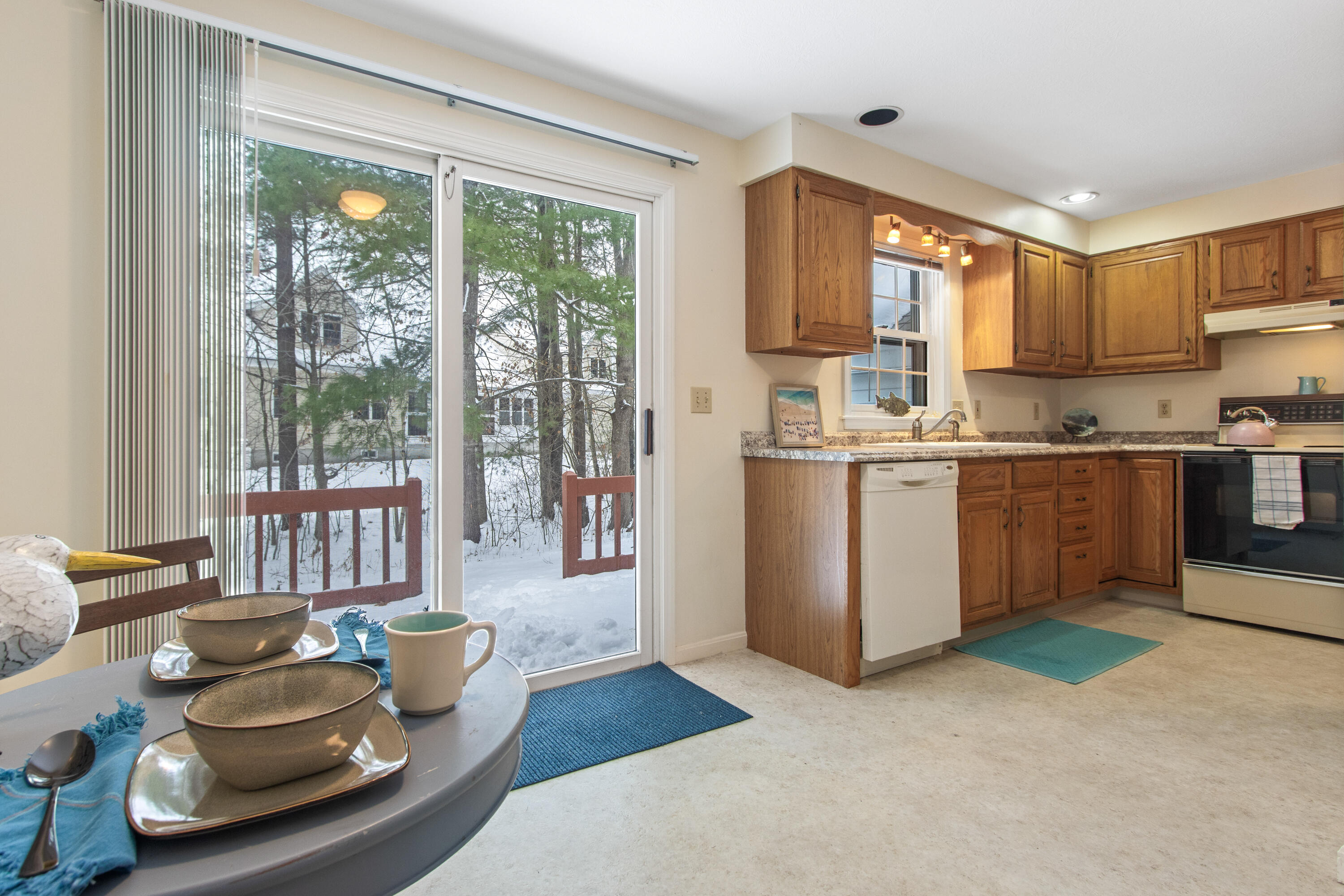 48 Garfield Street, Unit 9 Saco, ME 04072 - Photo 10 of 32 20251204BH-71015