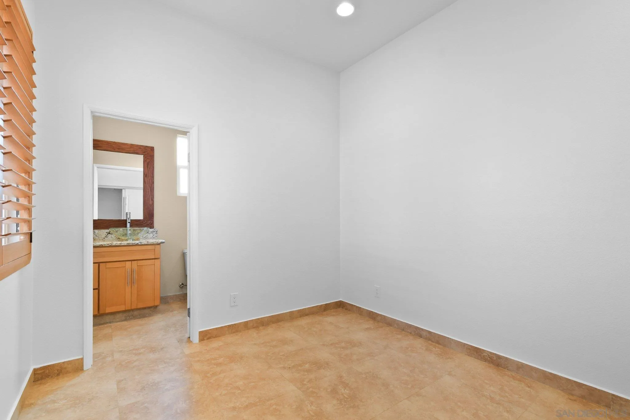 972 Merced River Road Chula Vista, CA 91913 - Photo 37 of 44 Gallery Image 37