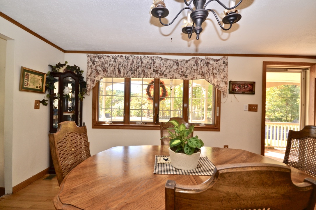 592 Hooksett Road Auburn, NH 03032 - Photo 13 of 40