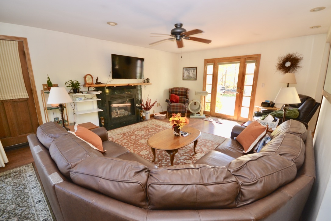 592 Hooksett Road Auburn, NH 03032 - Photo 24 of 40