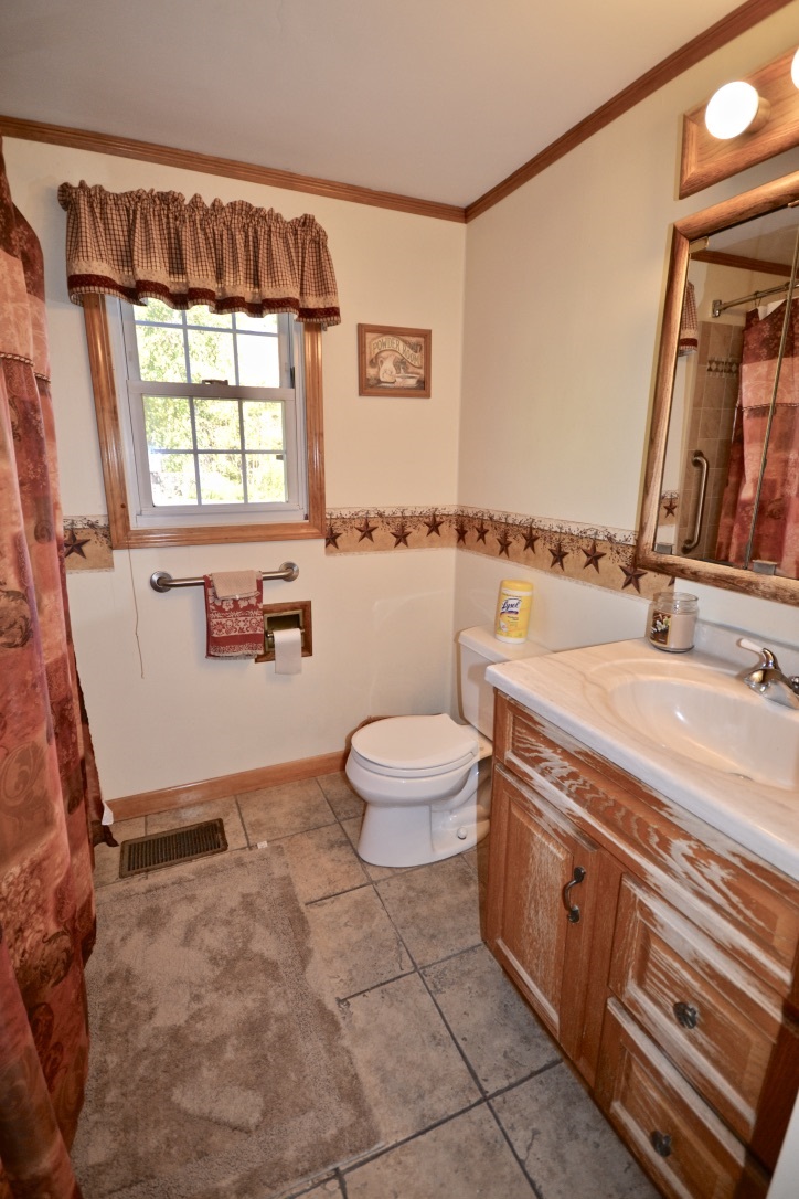 592 Hooksett Road Auburn, NH 03032 - Photo 29 of 40
