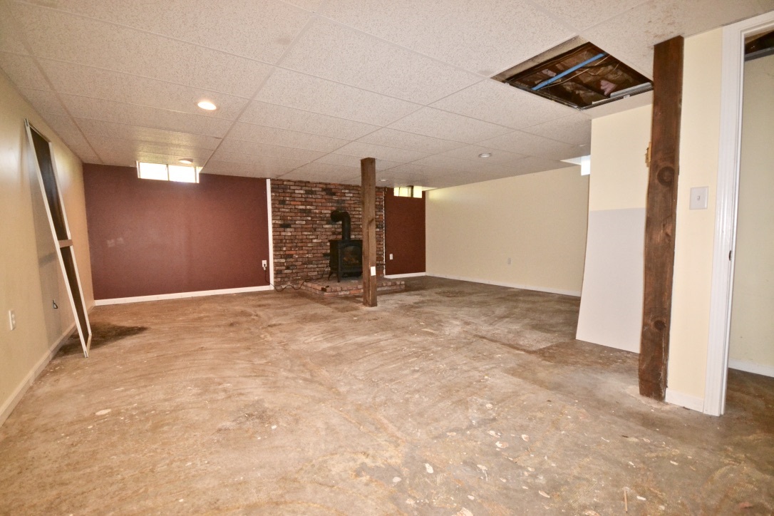 592 Hooksett Road Auburn, NH 03032 - Photo 34 of 40