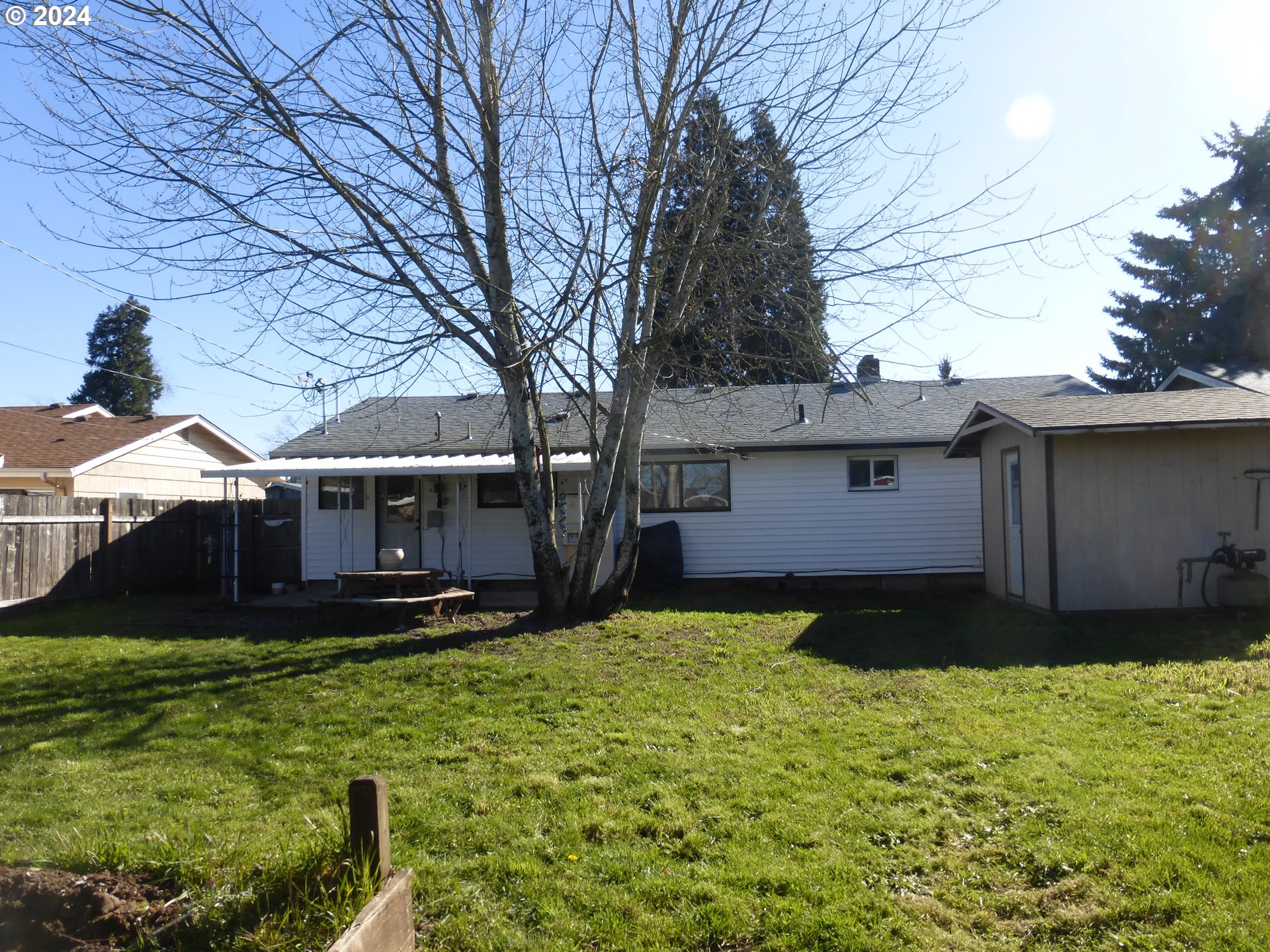 1816 Carter Lane Springfield, OR 97477 - Photo 4 of 35