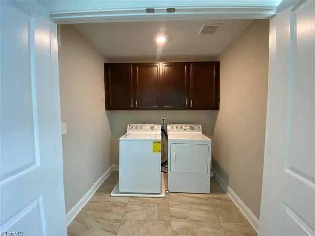 $3,100 | 4003 Crimson Wood Court, Greensboro, NC 27410