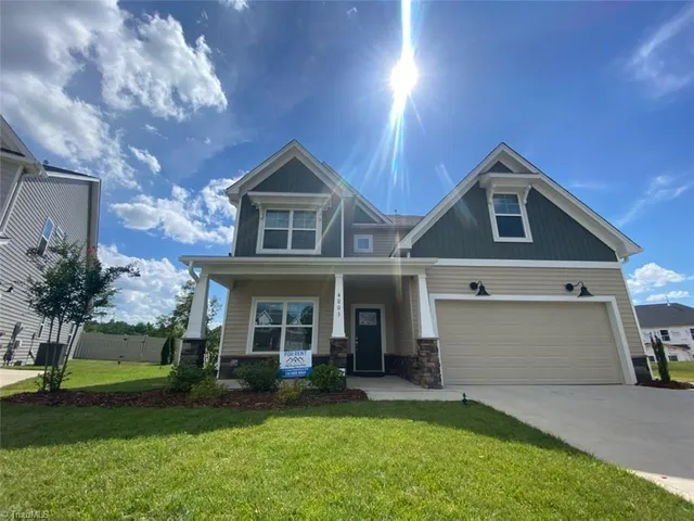 $3,100 | 4003 Crimson Wood Court, Greensboro, NC 27410
