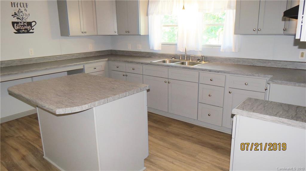 102 Green Hills Ridge Rutherfordton, NC 28139 - Photo 10 of 25 Gallery Image 10