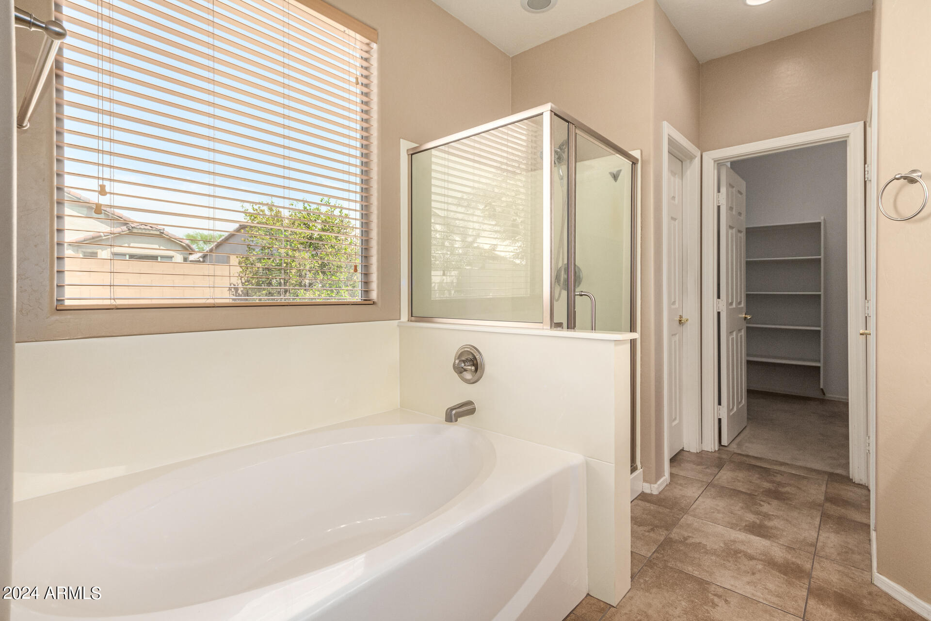 2330 West Beverly Rd. Phoenix, AZ 85041 - Photo 12 of 24 19-Beverly
