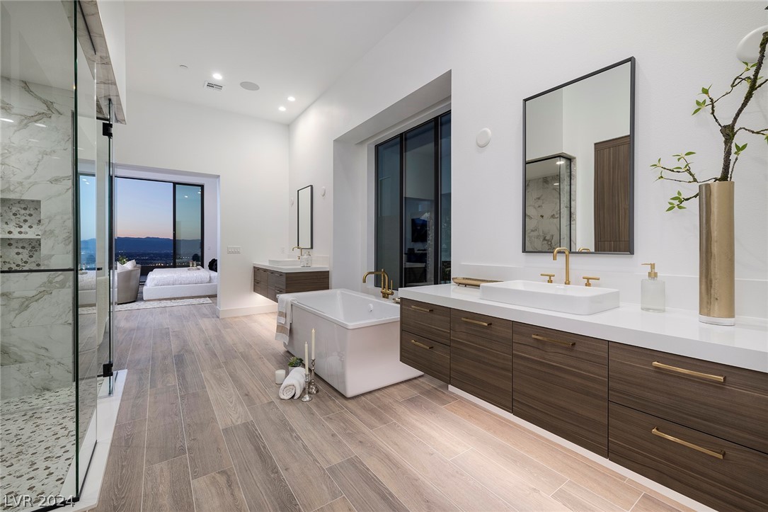 607 Overlook Rim Drive Henderson, NV 89012 - Photo 26 of 52 Gallery Image 26