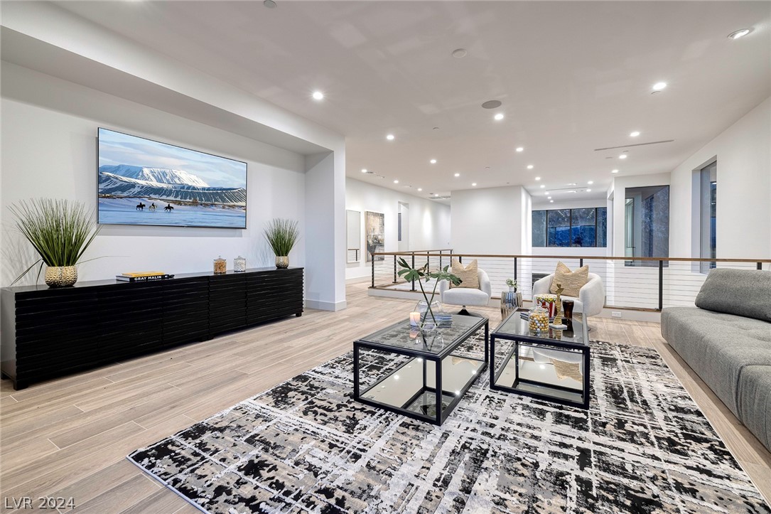 607 Overlook Rim Drive Henderson, NV 89012 - Photo 36 of 52 Gallery Image 36