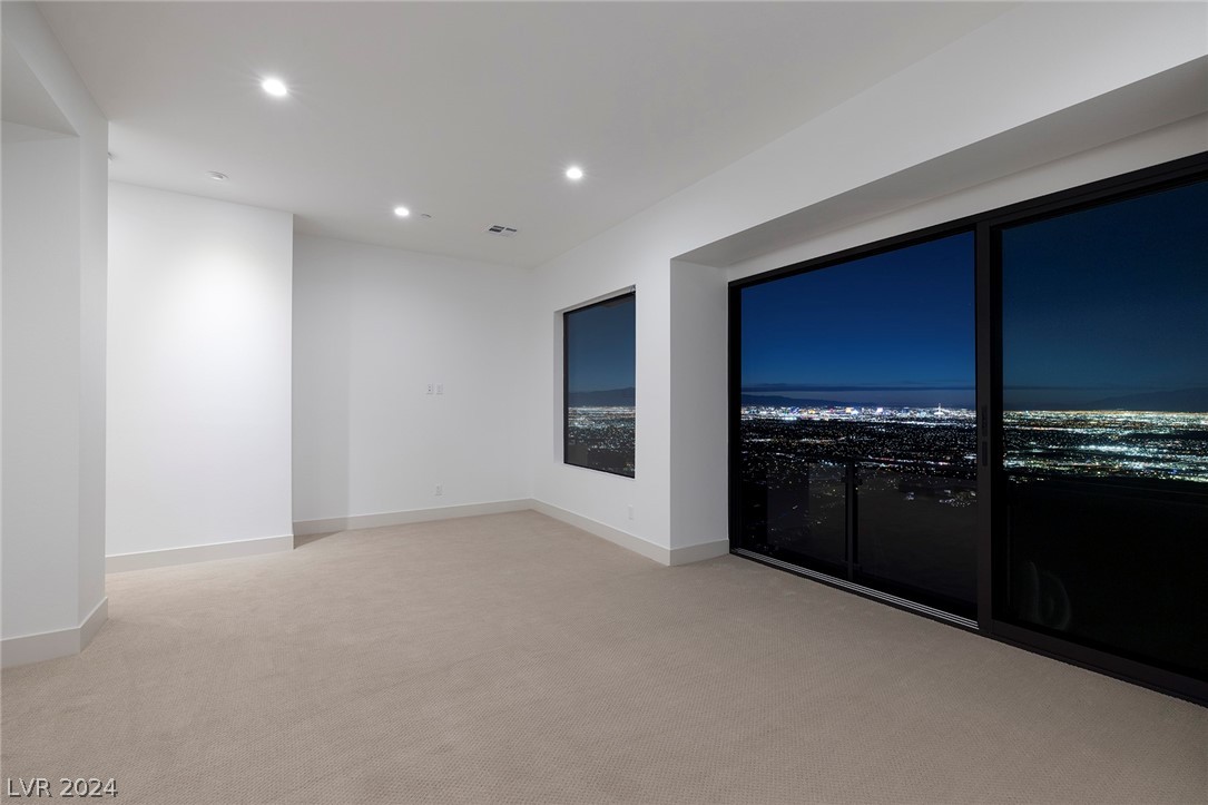 607 Overlook Rim Drive Henderson, NV 89012 - Photo 38 of 52 Gallery Image 38