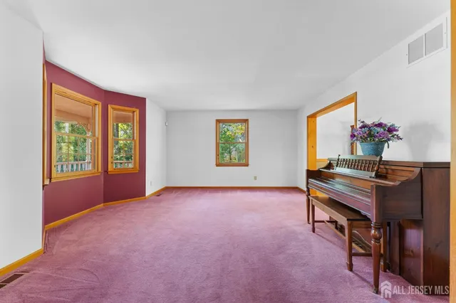 $550,000 | 131 Cedarbrook Road, Sicklerville, NJ 08081