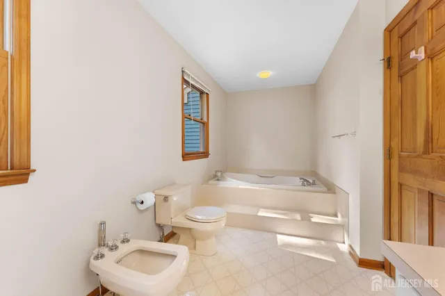 $550,000 | 131 Cedarbrook Road, Sicklerville, NJ 08081