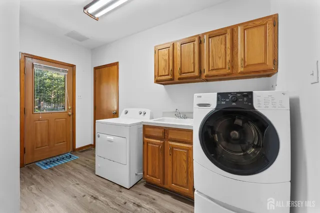 $550,000 | 131 Cedarbrook Road, Sicklerville, NJ 08081