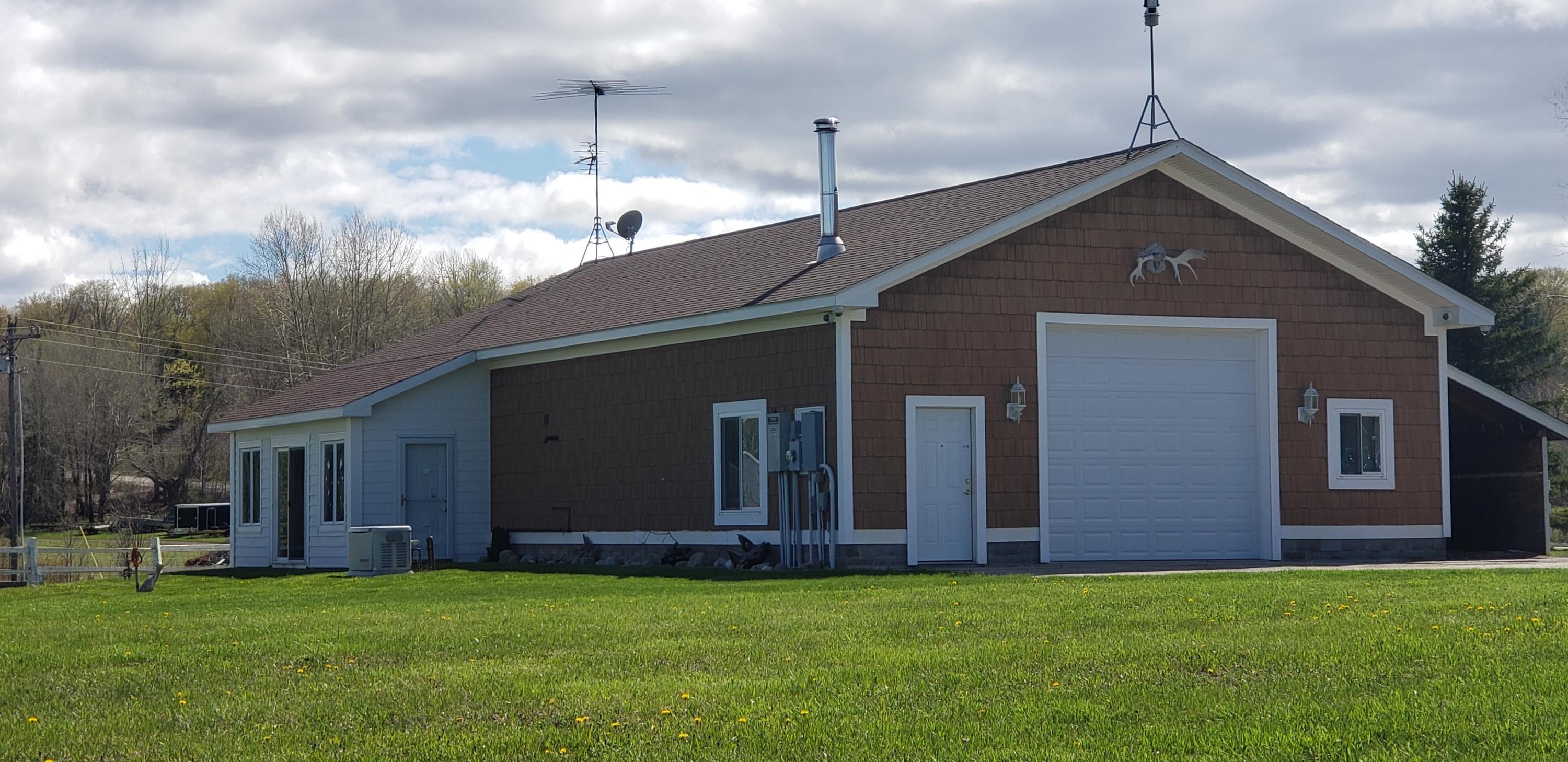 5868 South River Road Cheboygan, MI 49721 - Photo 7 of 20 Gallery Image 7