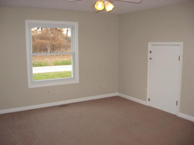 6611 Marietta Road Northeast Lancaster, OH 43130 - Photo 18 of 33