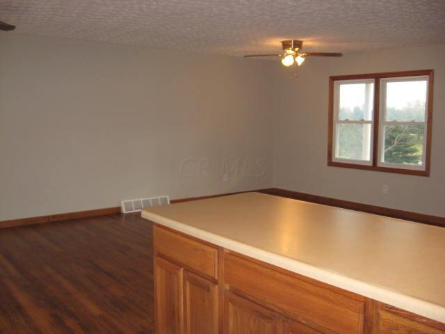 6611 Marietta Road Northeast Lancaster, OH 43130 - Photo 6 of 33