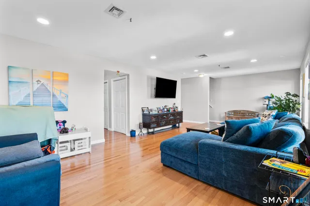 $249,990 | 673 Quinnipiac Avenue, Unit 673, New Haven, CT 06513