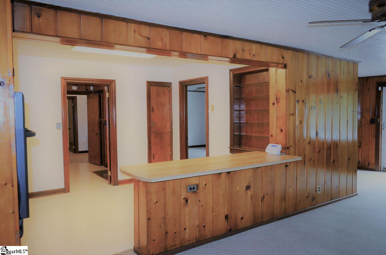6605 Augusta Road Greenville, SC 29605 - Photo 14 of 36 Gallery Image 14