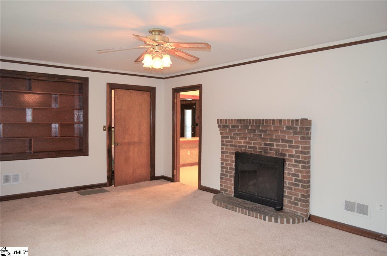 6605 Augusta Road Greenville, SC 29605 - Photo 18 of 36 Gallery Image 18