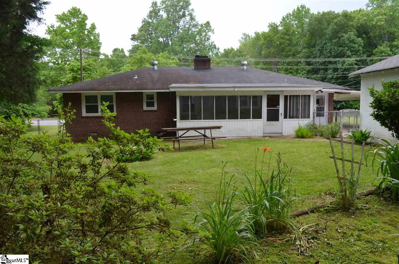 6605 Augusta Road Greenville, SC 29605 - Photo 3 of 36 Gallery Image 3