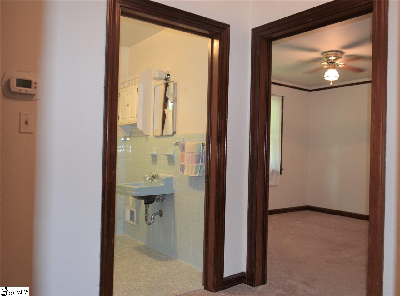 6605 Augusta Road Greenville, SC 29605 - Photo 23 of 36 Gallery Image 23