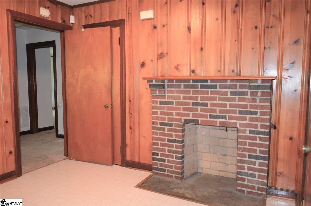 6605 Augusta Road Greenville, SC 29605 - Photo 32 of 36 Gallery Image 32