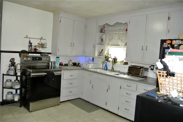$325,000 | 186 Fiat Avenue, Cranston, RI 02910