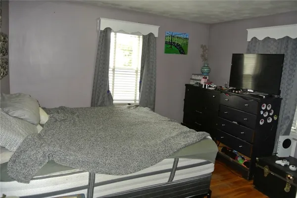 $325,000 | 186 Fiat Avenue, Cranston, RI 02910