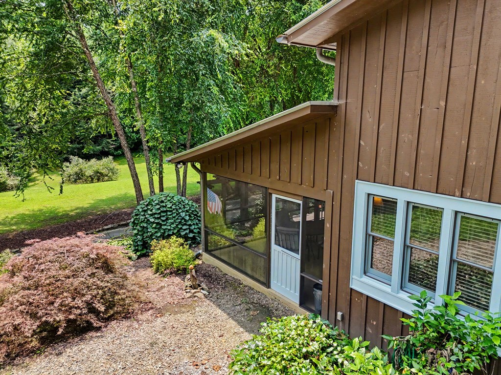 256 Low Gap Road Hayesville, NC 28904 - Photo 50 of 60 Gallery Image 50