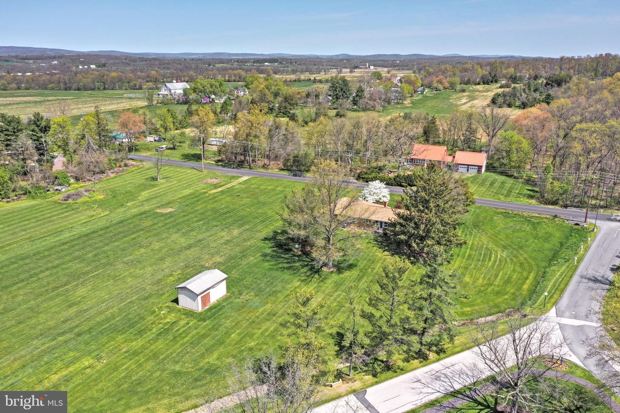 460 Shealer Road Gettysburg, PA 17325 - Photo 6 of 44