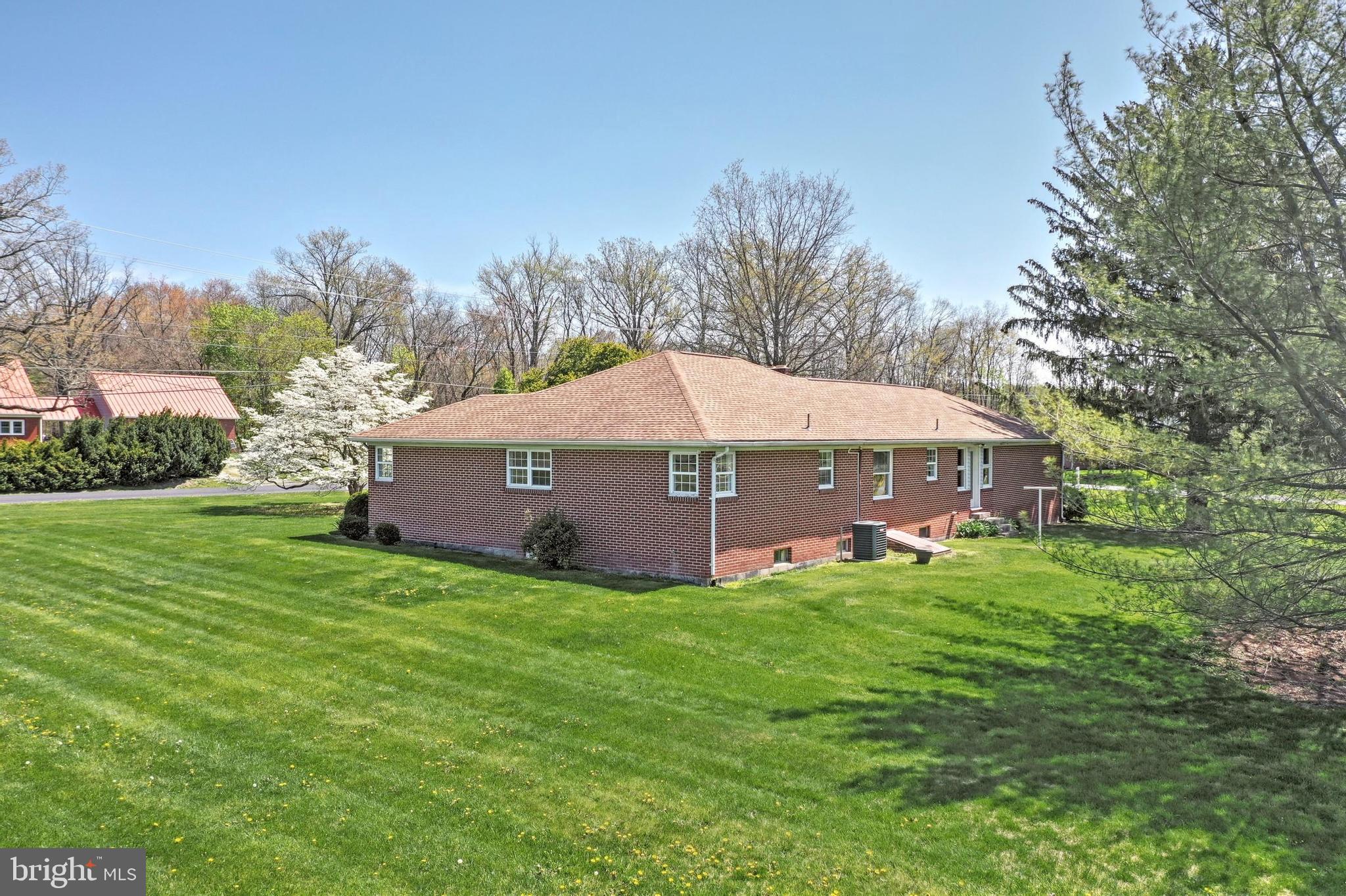 460 Shealer Road Gettysburg, PA 17325 - Photo 8 of 44