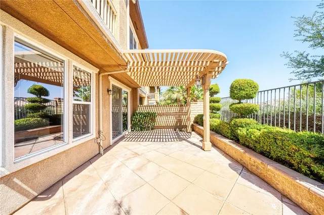 $845,000 | 26640 Via Bellazza, Valencia, CA 91381