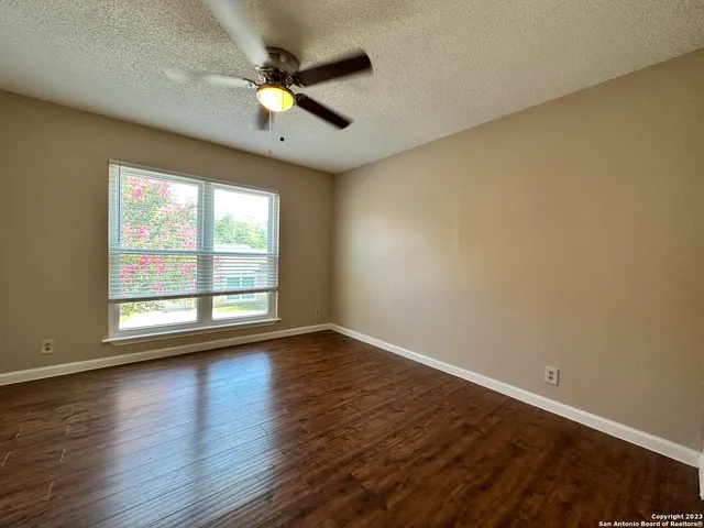 $1,445 | 6949 Wright Way Street, San Antonio, TX 78240