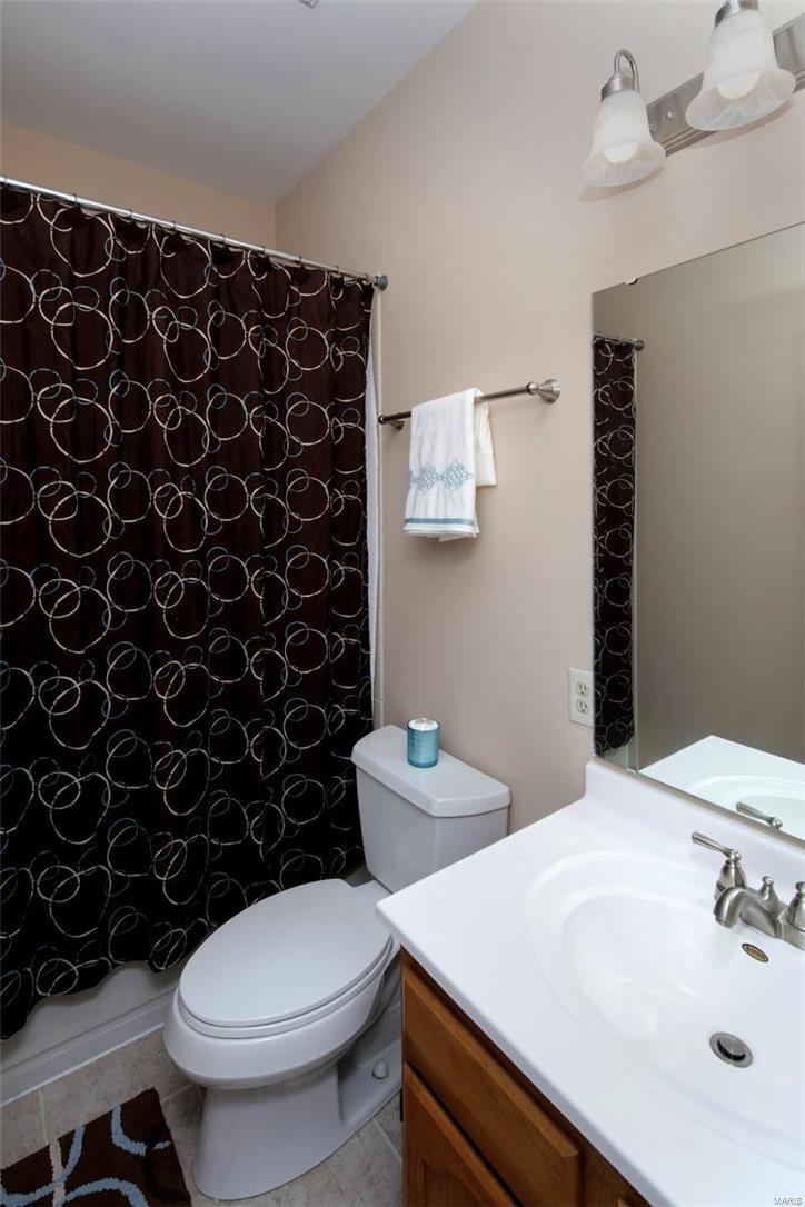 1000 North Spoede Road St. Louis, MO 63146 - Photo 12 of 16 Gallery Image 12